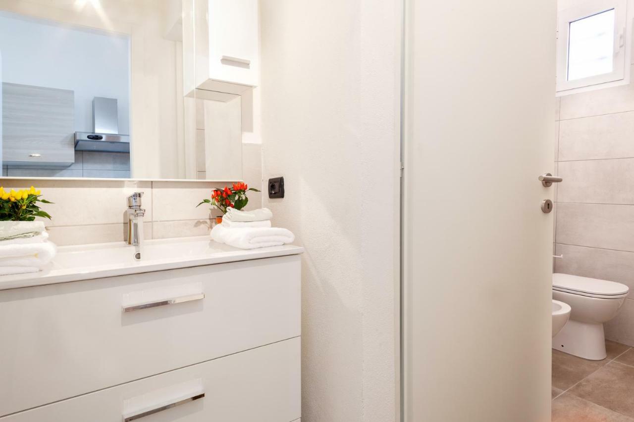 Duplex Apartment In Pieno Centro Ferrara Ngoại thất bức ảnh